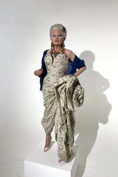 Look 23